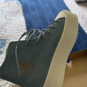 Converse brand new !